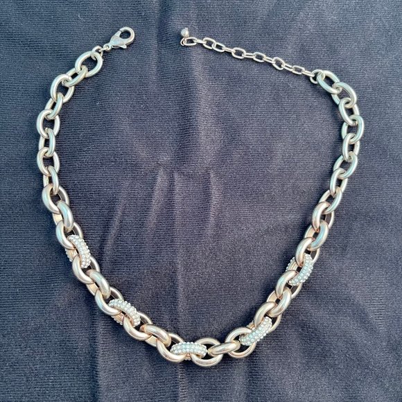 Gold Toned Chunky Link Necklace - Picture 2 of 10